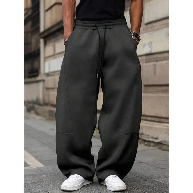 Men's straight leg trousers in high waist design with elastic waistband and bamboo fibre fabric