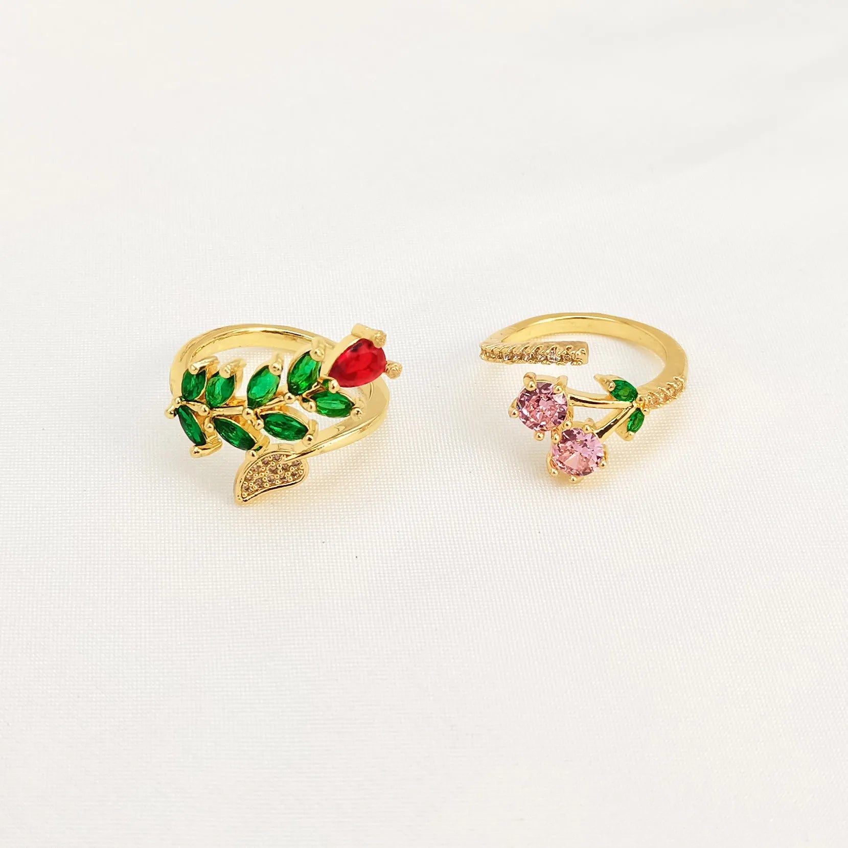 Copper geometric open ring with gold plating and zircon leaf decoration