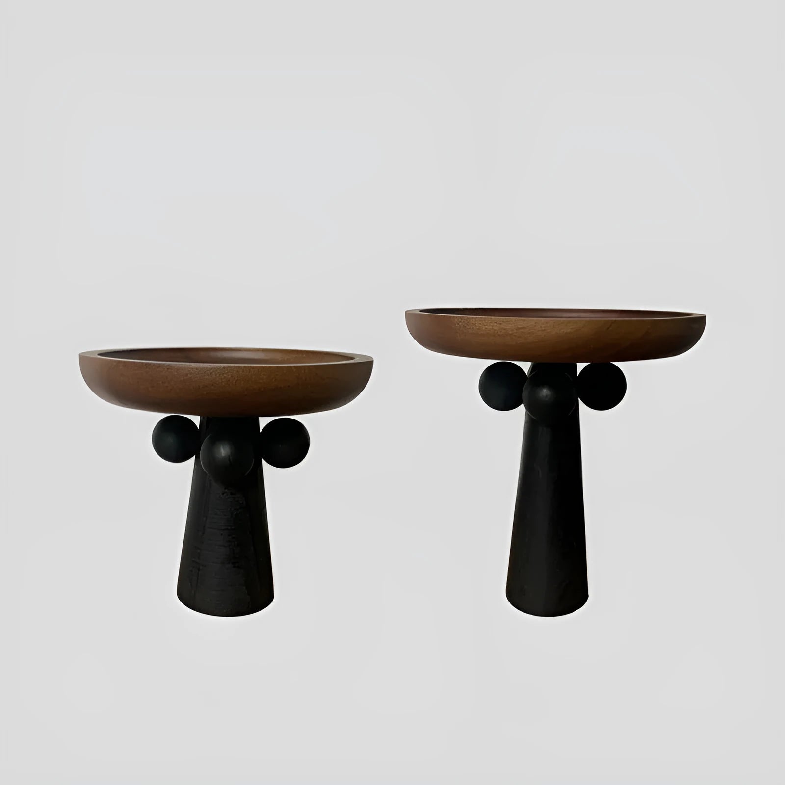 Round high-legged wooden tray in modern simplicity style for home décor displays
