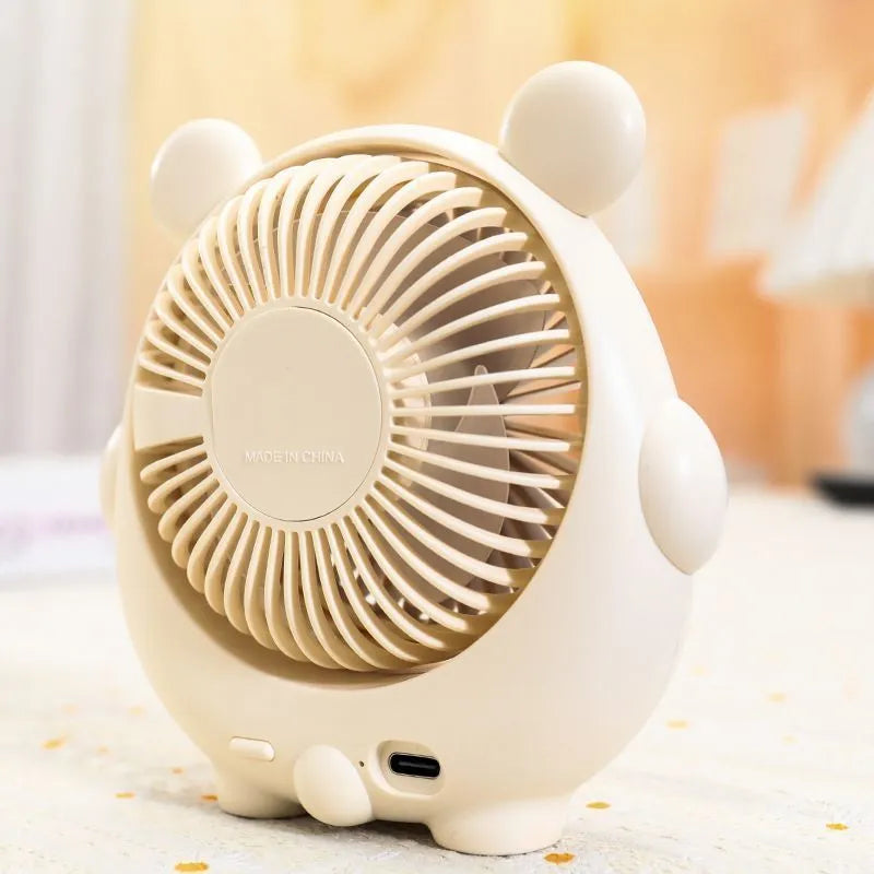 USB desktop electric fan in plastic housing with three-speed settings and quiet operation