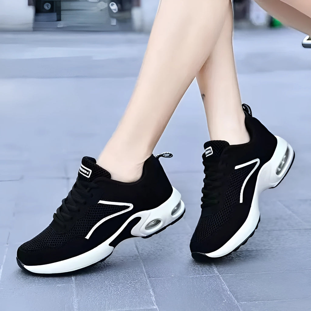 Breathable mesh low top flat heel sneaker for middle-aged and elderly, black and white colour option, size 39
