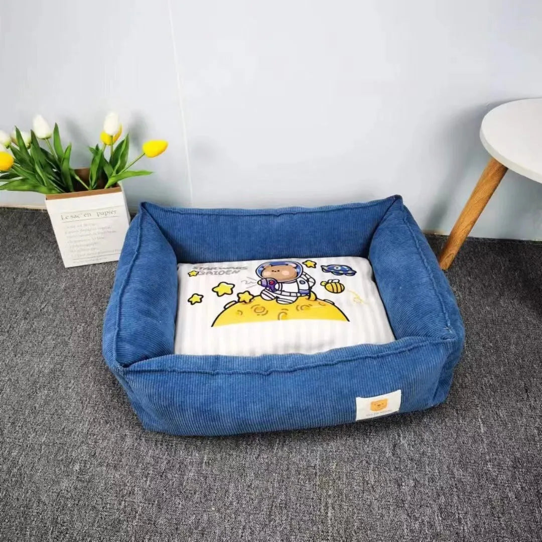 Light blue winter dog nest with soft velvet lining, shown in a 50x40cm size.