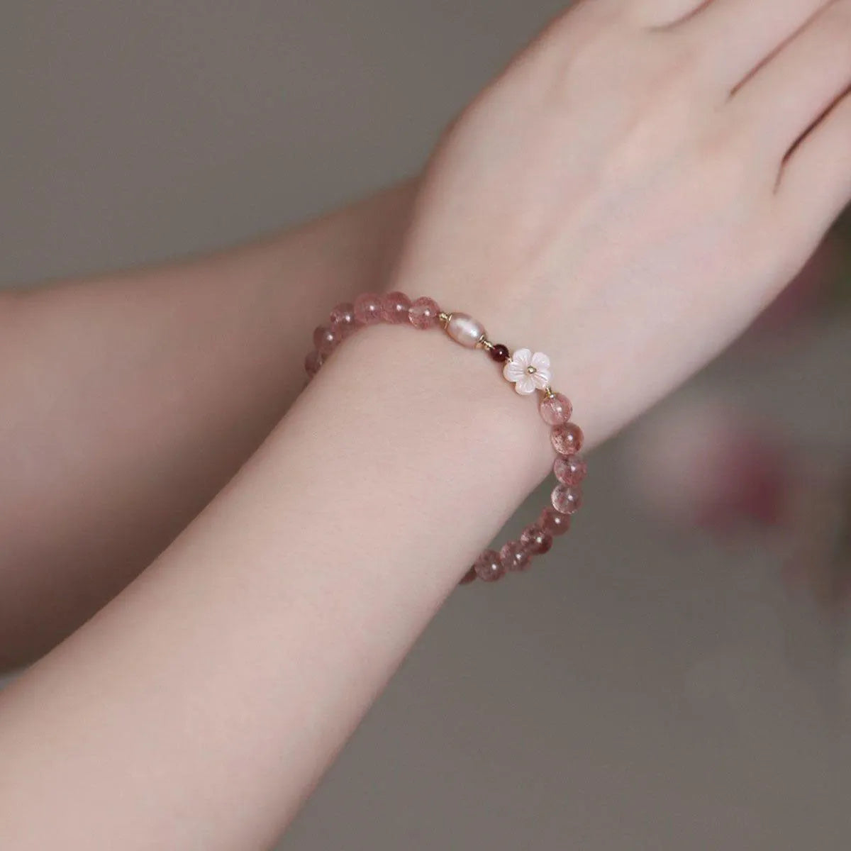 Strawberry quartz peach blossom bracelet with crystal flower design for women