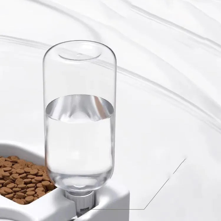 White automatic pet water fountain with 1.8 litre capacity and a quiet pump for cats and dogs.