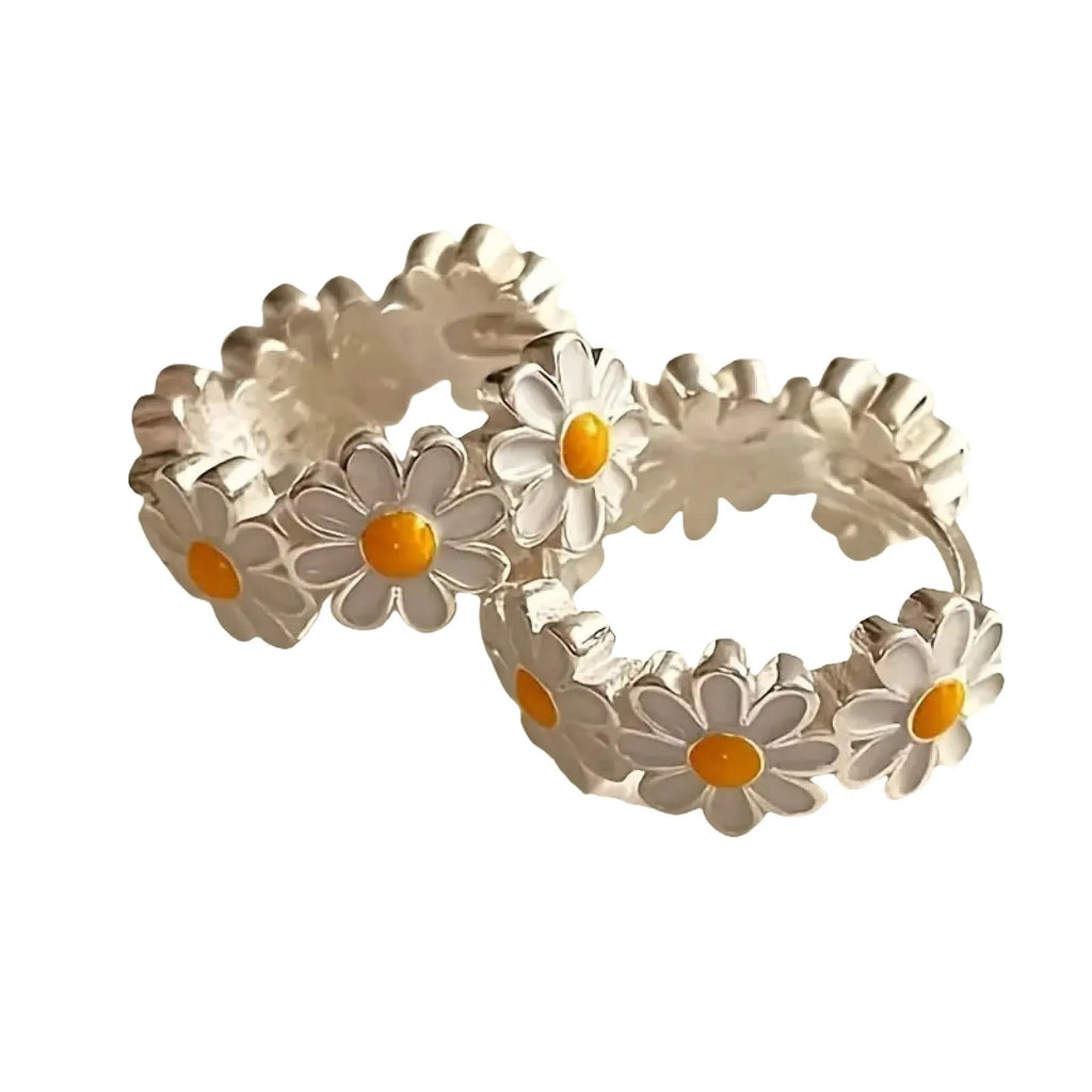 White daisy flower ring earrings with platinum accents on copper base for fashion OL style