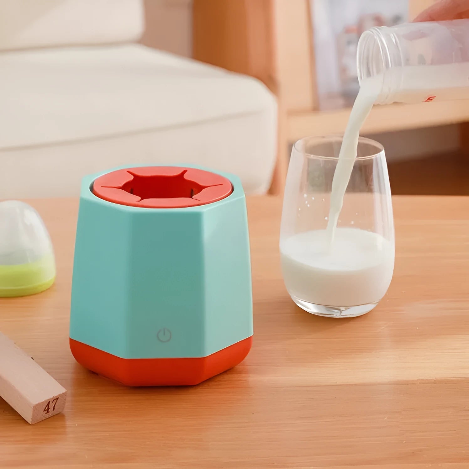 Baby Smart Electric Milk Shaker in white with flexible silicone slot and USB charging port