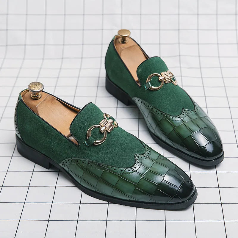 Men's black and green Korean-style business casual shoes with pointed toe design and sewing line detailing