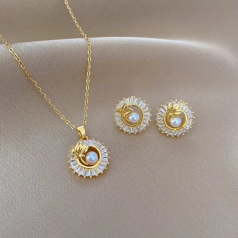 Women's geometric square full diamond round ring leaves design necklace and earrings set in titanium steel and copper.