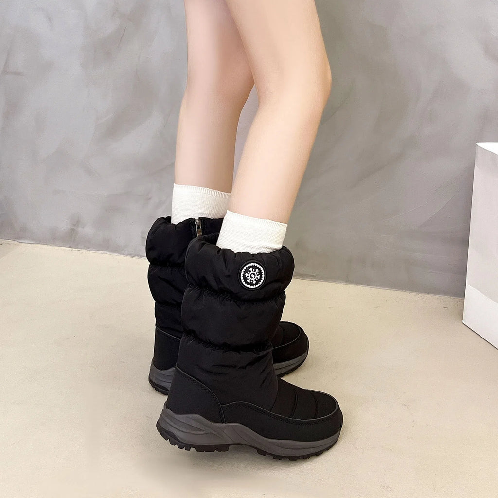 Women’s thickened cotton mid-calf snow boots with side zipper and chunky heel in black waterproof silk upper