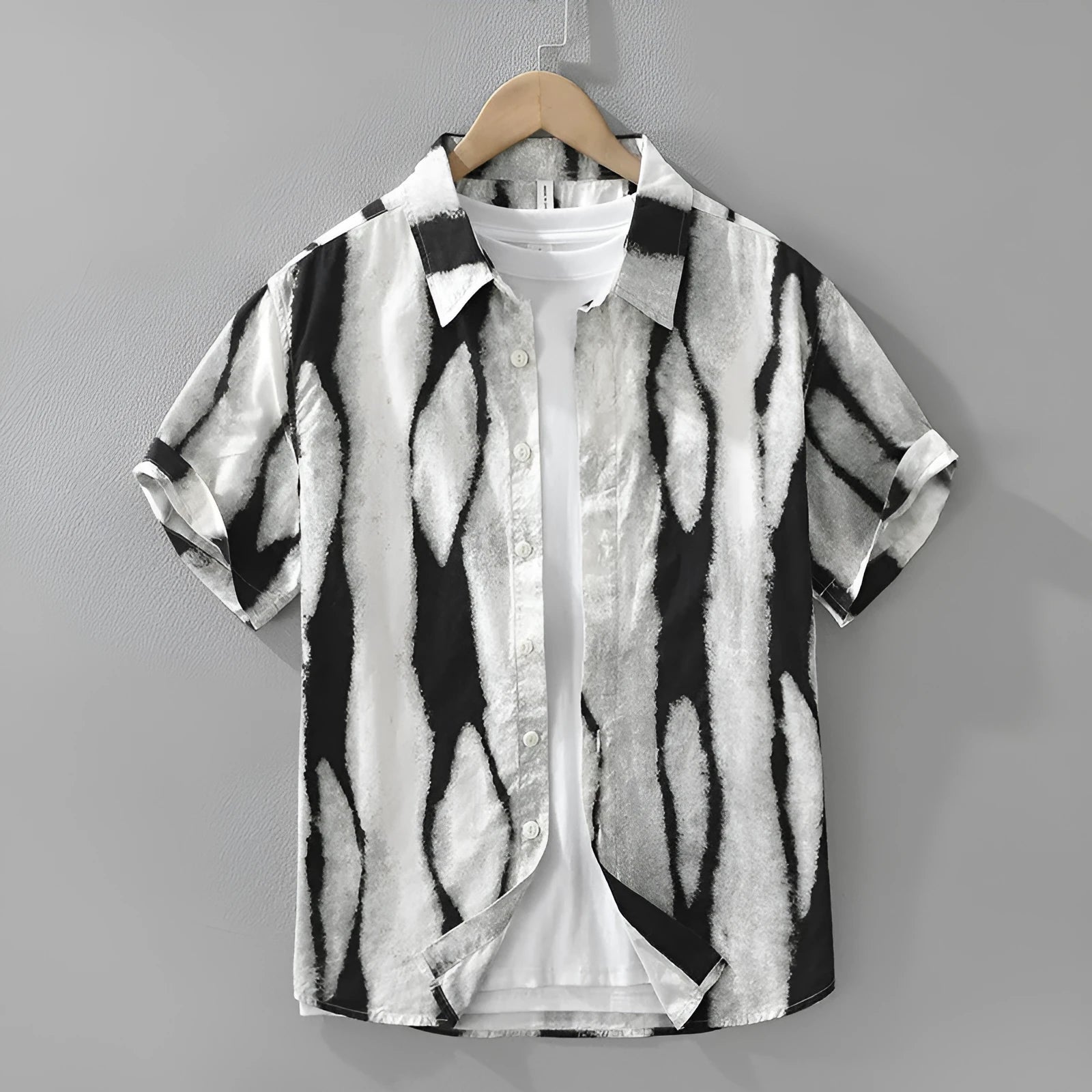 Men's retro striped pure cotton short sleeve shirt in loose cardigan style