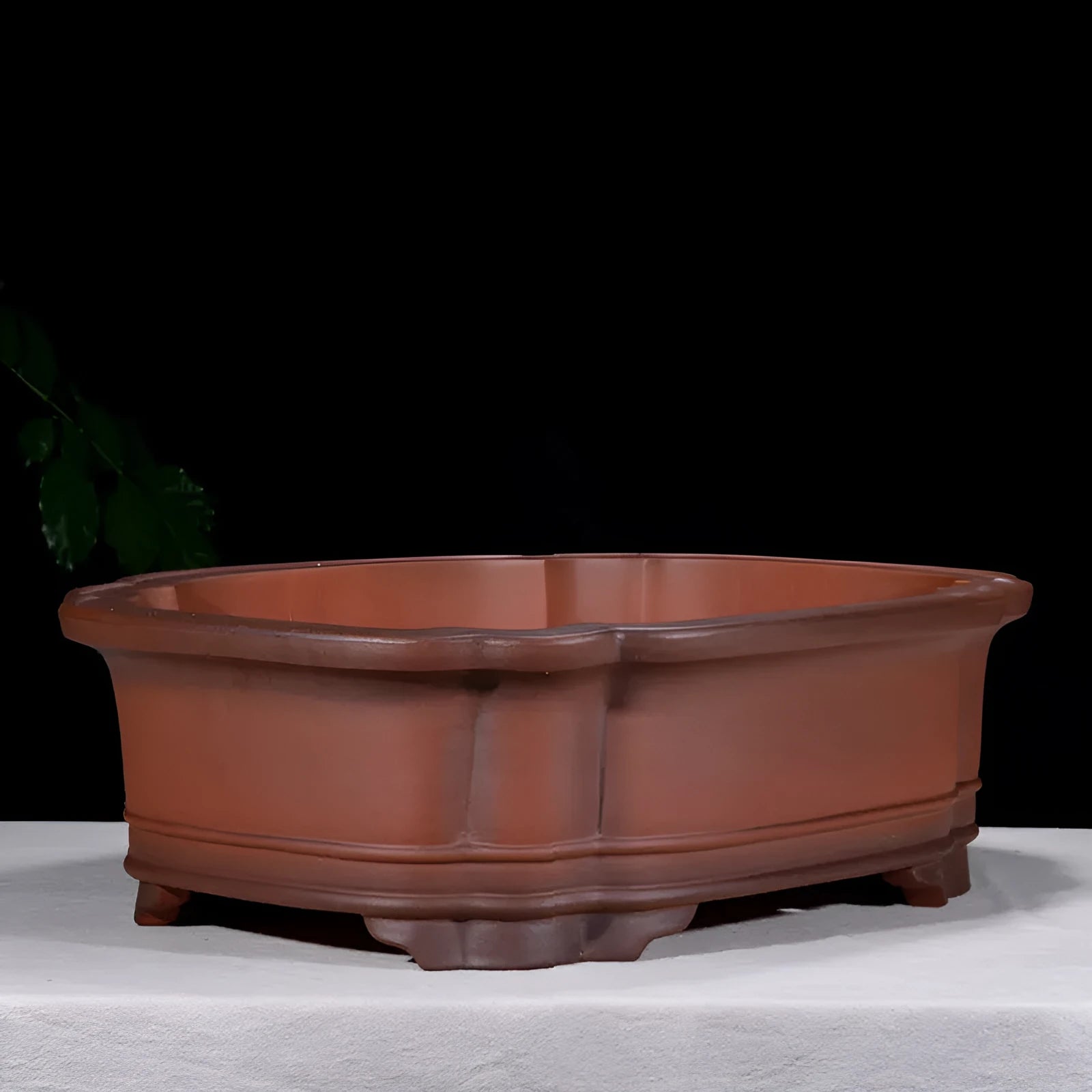 Large antique-style purple clay flowerpot with Chinese design for garden planting