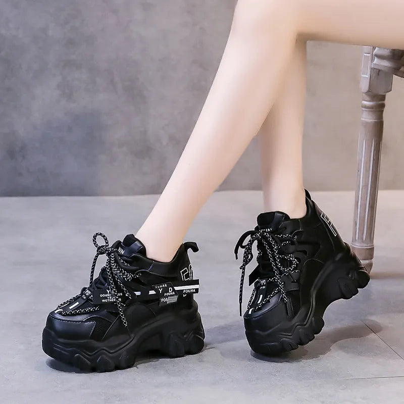 Women's white mesh platform sports shoes with cross strap and 6-8cm heel