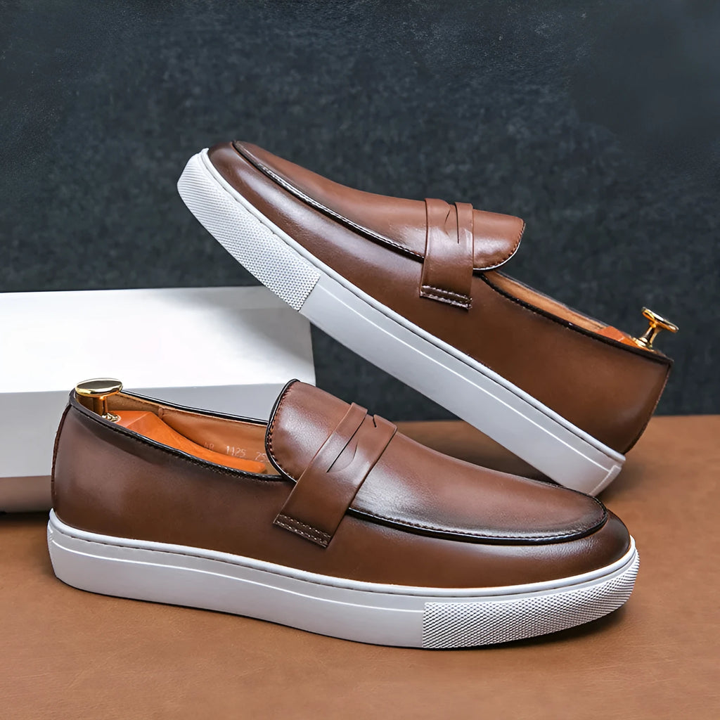 Plus size board shoes for men in brown with flat heel and rubber sole, size 44