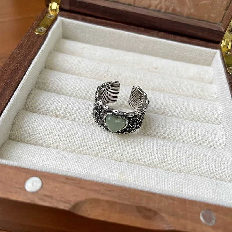 Retro adjustable heart moon ring with silver plating in green or white colours