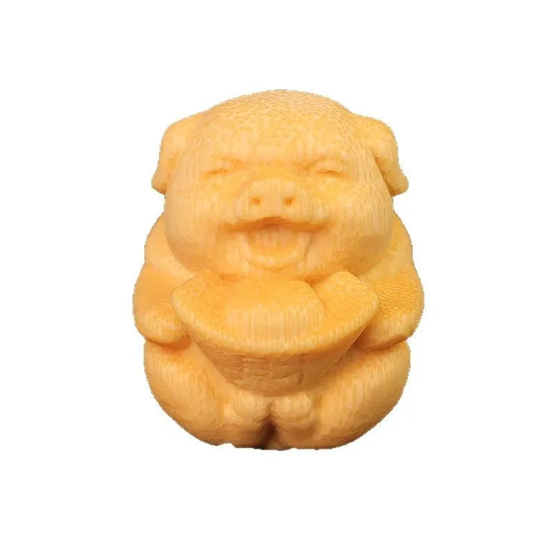 Solid bamboo carving Fulu pig ornament measuring 4cm tall with 3.5cm diameter