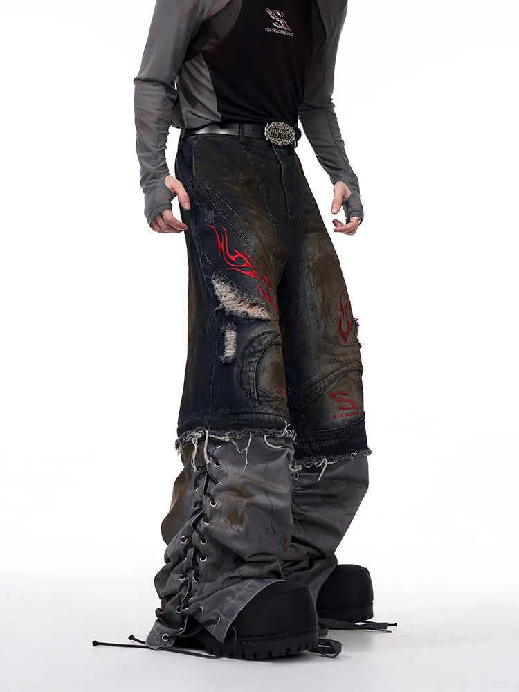 Men's retro jeans with detachable legs in wide-leg fit and mid-high waist