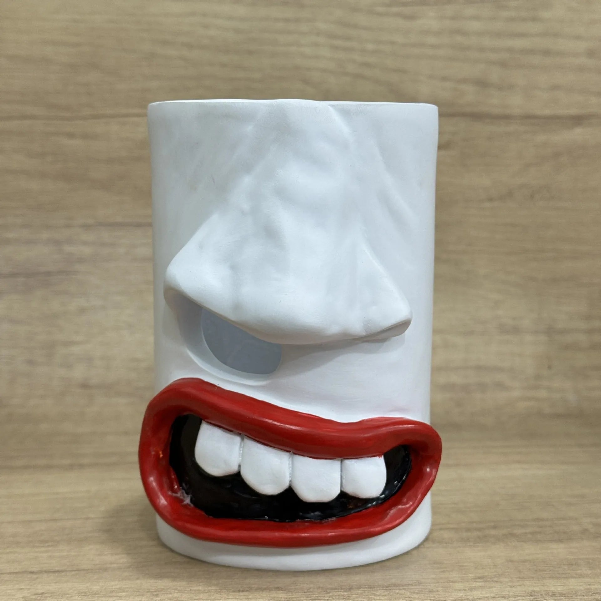 Resin tissue box holder with colourful American style funny tissue paper holder decoration on desk