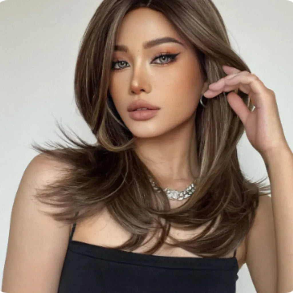 Mid-length platinum gradient colour wig with long curly hair and bangs in synthetic high-temperature fibre