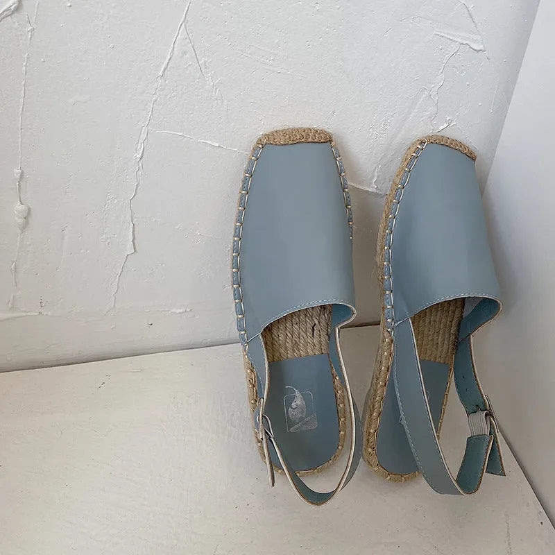 Women's retro fisherman flat sandals in soft leather and canvas with animal pattern design