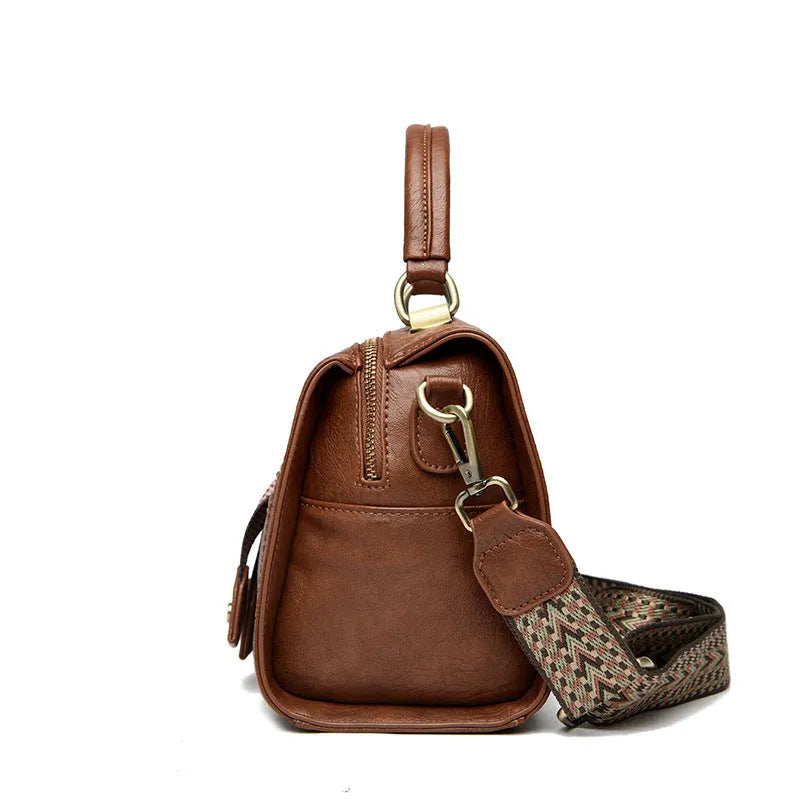Soft PU women's crossbody bag in horizontal square design with sandwich pocket