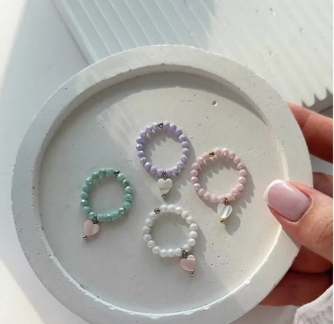 Korean style heart shell index finger ring in white with simple band
