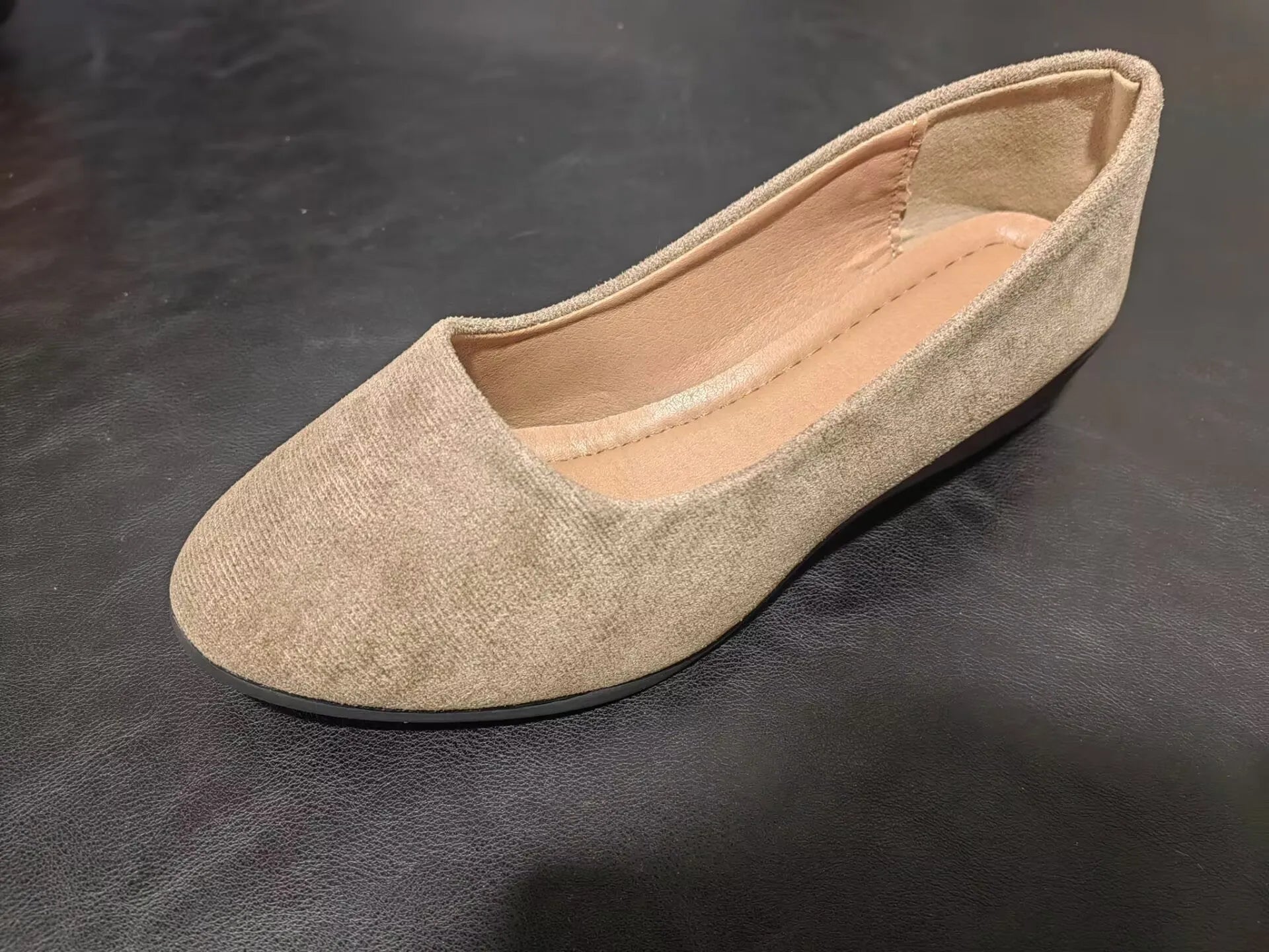 Women's pointed toe wedge pumps in suede with low wedge heel