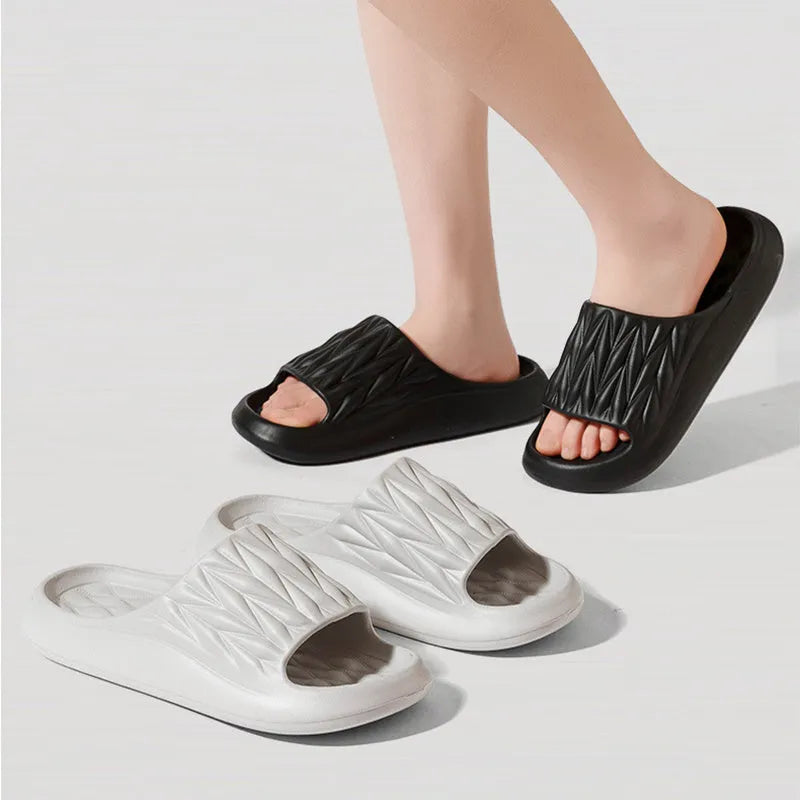 Leaf texture design EVA slippers in five colours with anti-slip sole for indoor household use