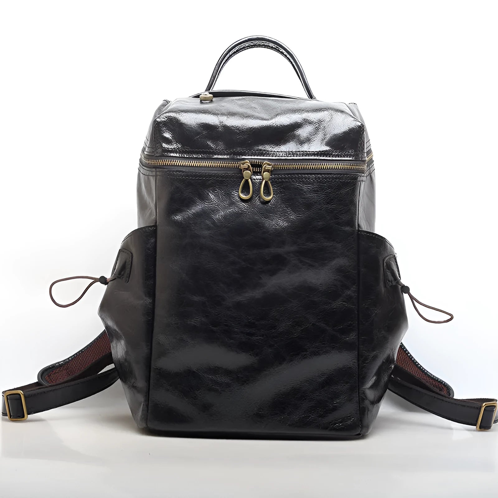 Classic retro backpack in brown Crazy Horse leather cowhide with multi-compartment and sewing thread detailing