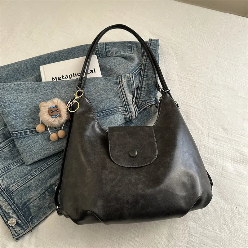 Women's black PU leather single shoulder bag with horizontal square design and large capacity