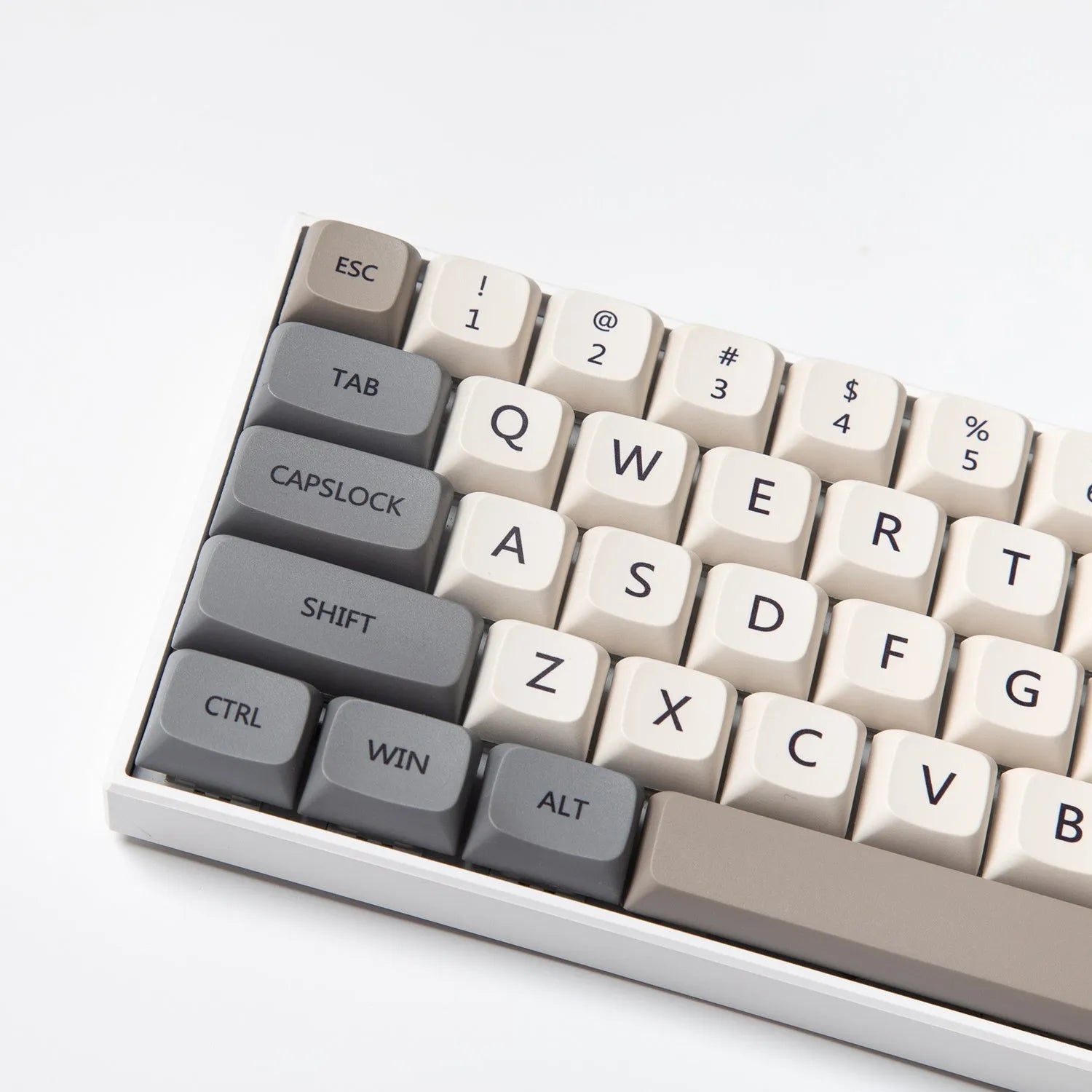 XDA PBT 139-key sublimation opaque mechanical keyboard keycap set with English legends for multiple layouts