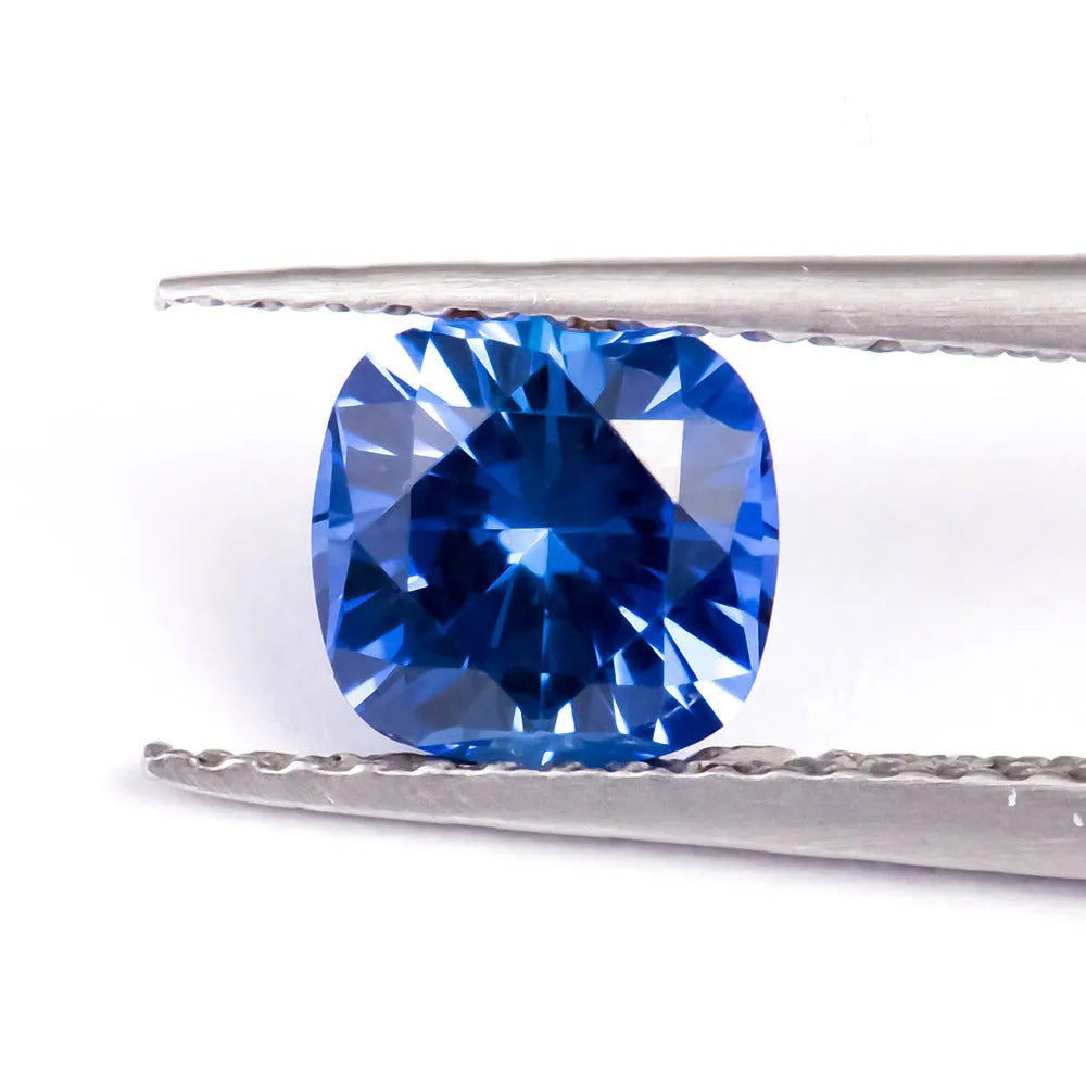 Royal blue heart-shaped tiara design cultivated gemstone on a white background