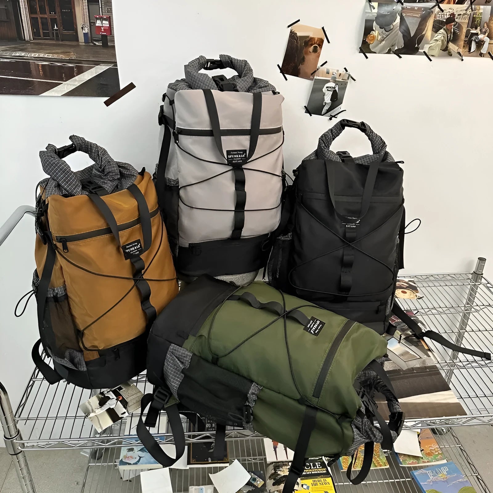 Large capacity nylon backpack for men and women, solid colour, casual travel style, 30x18x48cm, available in black gray green and khaki