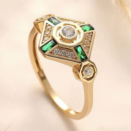 Square geometric emerald diamond ring for women in lvzuan colour with electroplated finish