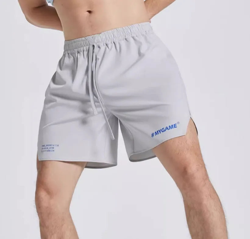 Men's training shorts in four colours with moisture-wicking fabric for sports and fitness