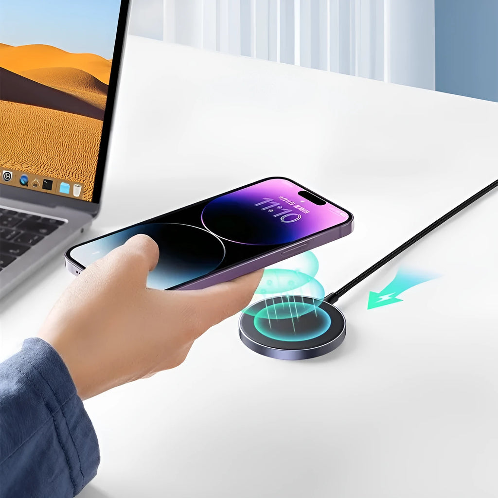 CD245 magnetic wireless charger in star silver with woven fabric surface on a desk