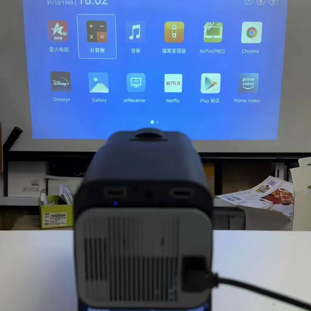 720p wireless home projector set for game machine connectivity with international standard certifications