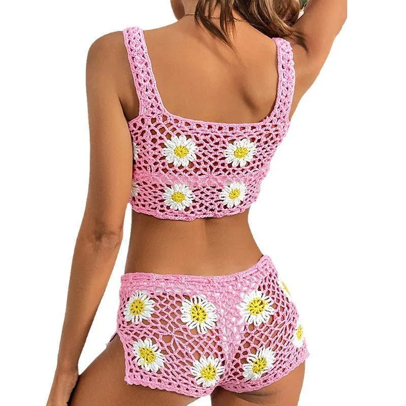 Light green floral vest bikini swimsuit set on a mannequin
