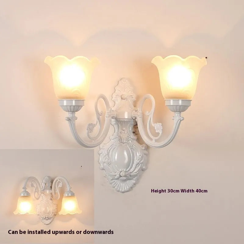 European-style American wall lamp with zinc alloy body and glass lampshade, black double head, mounted on wall in corridor