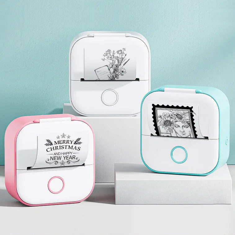 Phomemo T02 portable mini thermal label printer in white with Bluetooth connection