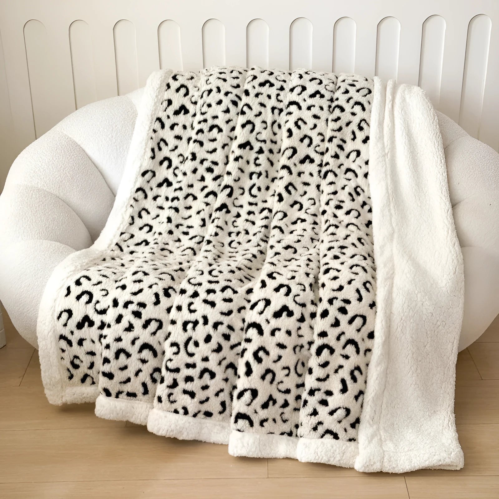 Double-layer leopard jacquard taffeta blanket with zebra pattern in multiple colour options