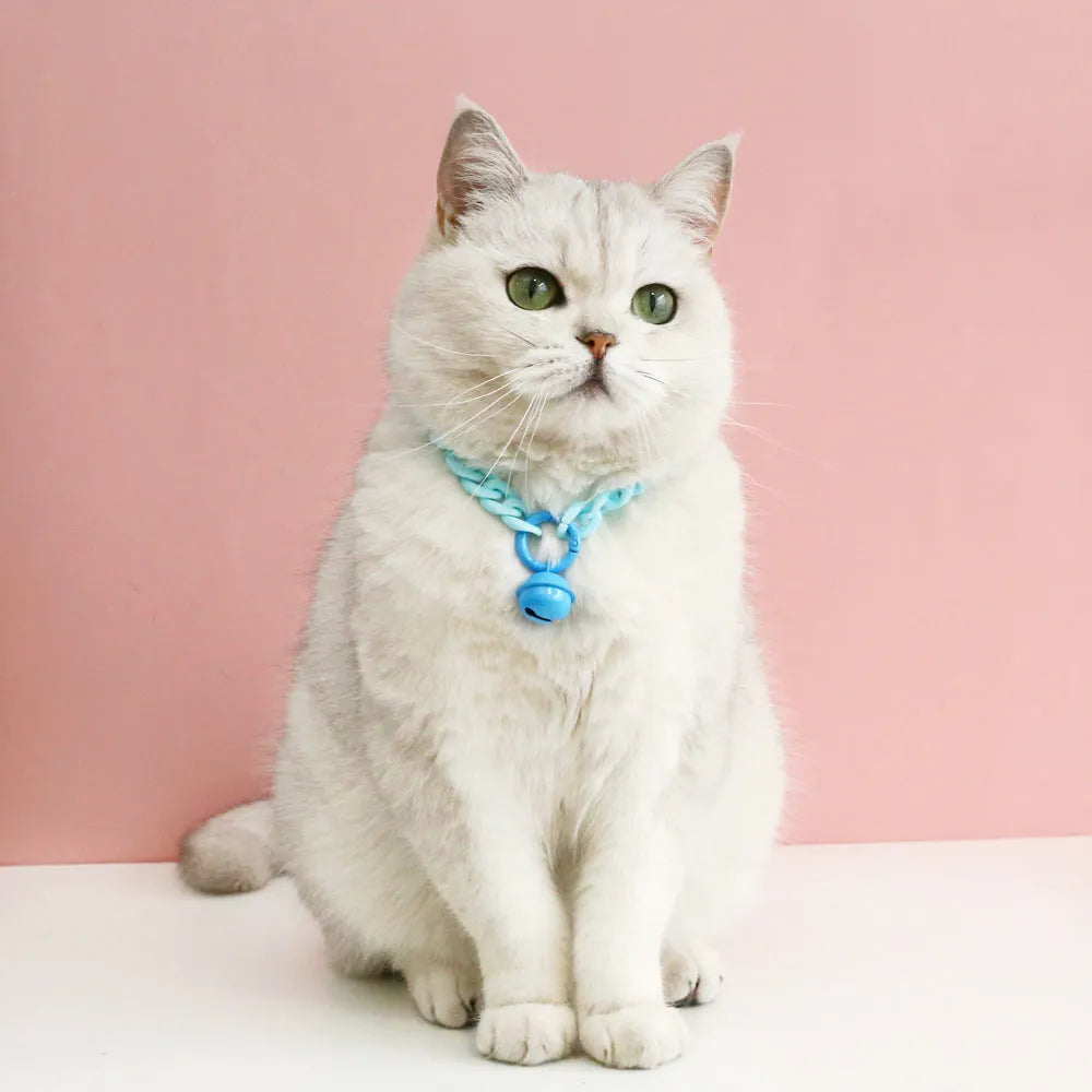 Adjustable plastic pet collar in macaron candy colours for cats, dogs, and rabbits.