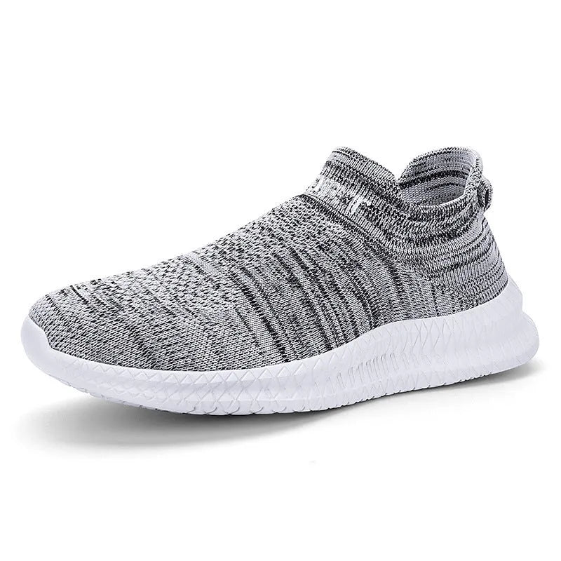 Breathable lightweight men's hiking shoes with Flyknit upper, low top, flat heel, round toe, solid colour
