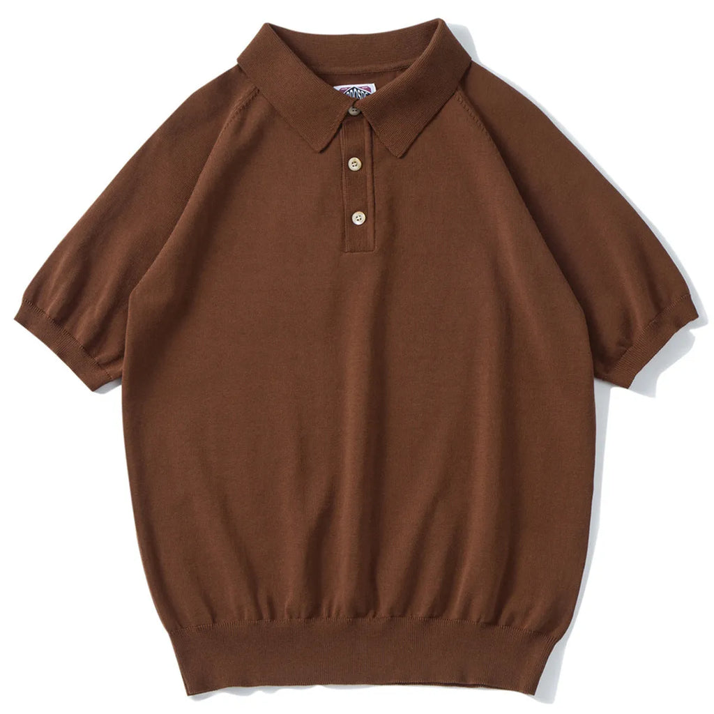 Retro slim fit cotton short-sleeved t-shirt in dark brown colour with knitted fabric construction