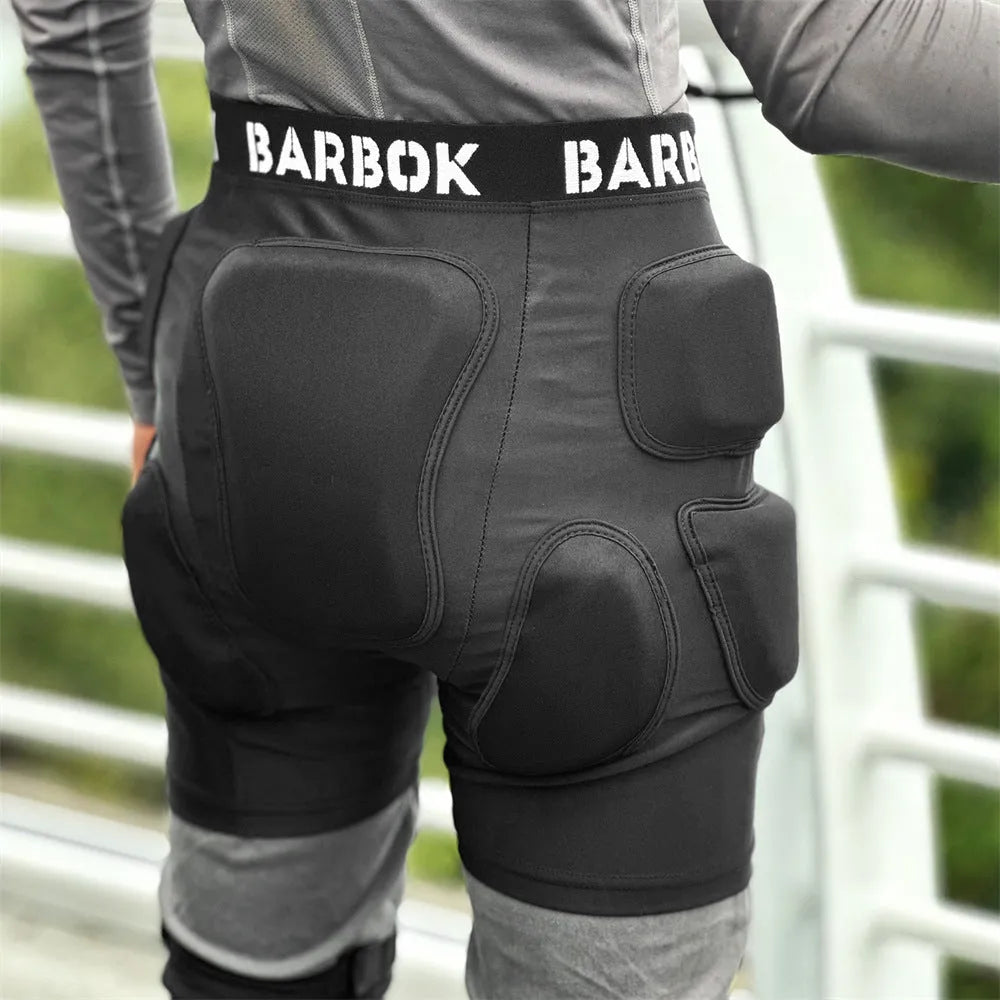 Adult hip protection pad in BA103 Black for roller skating and skiing with NBR foam impact absorption