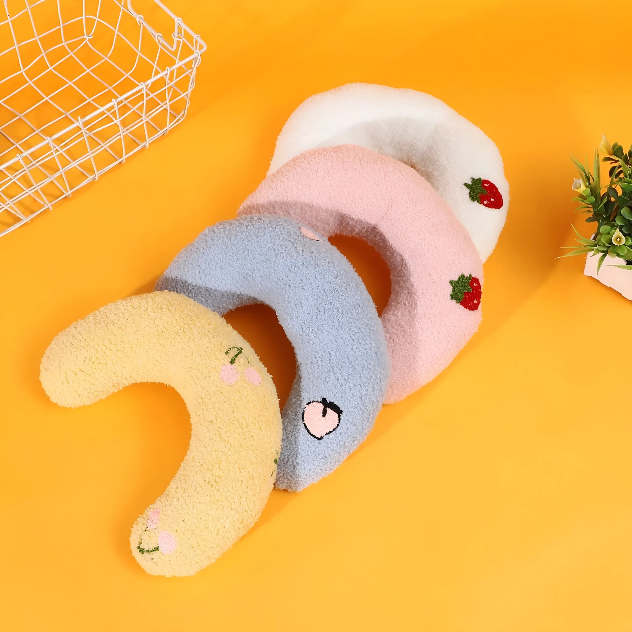 U-shaped half moon pet pillow with cartoon design for dogs and cats in blue colour