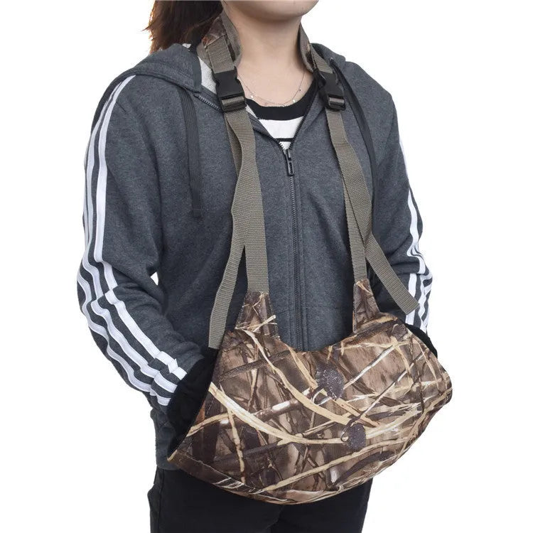 Flannel warm gloves in reed camouflage colour for hunting outdoor use