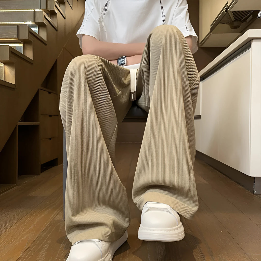 Men's loose straight casual trousers in khaki colour, polyester fabric, summer leisure wear