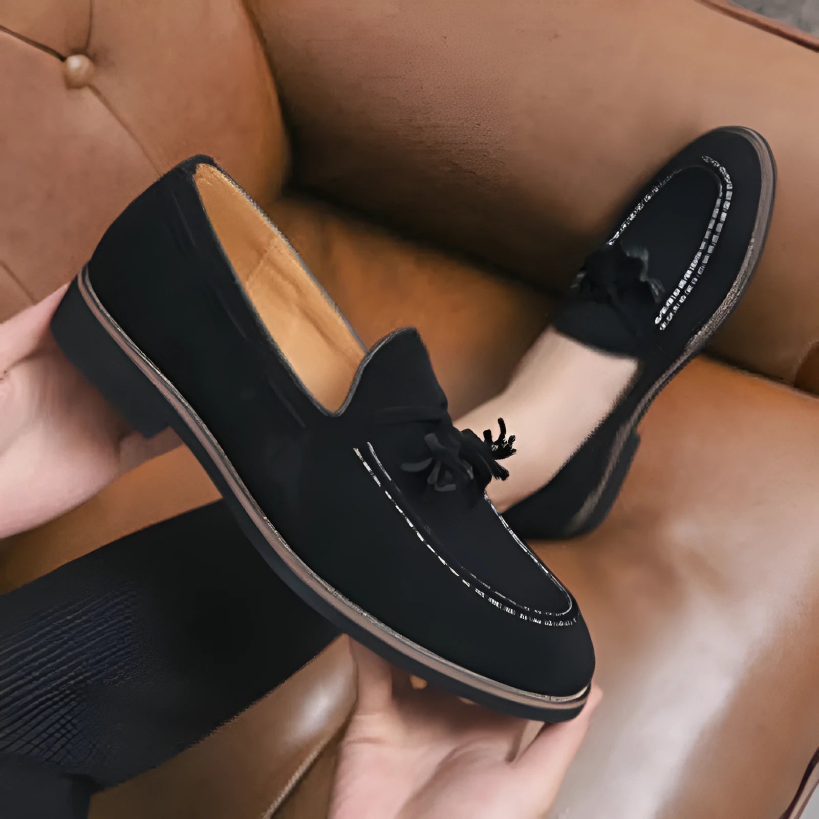 Men's casual suede cowhide leather shoes in brown with rubber sole and round toe