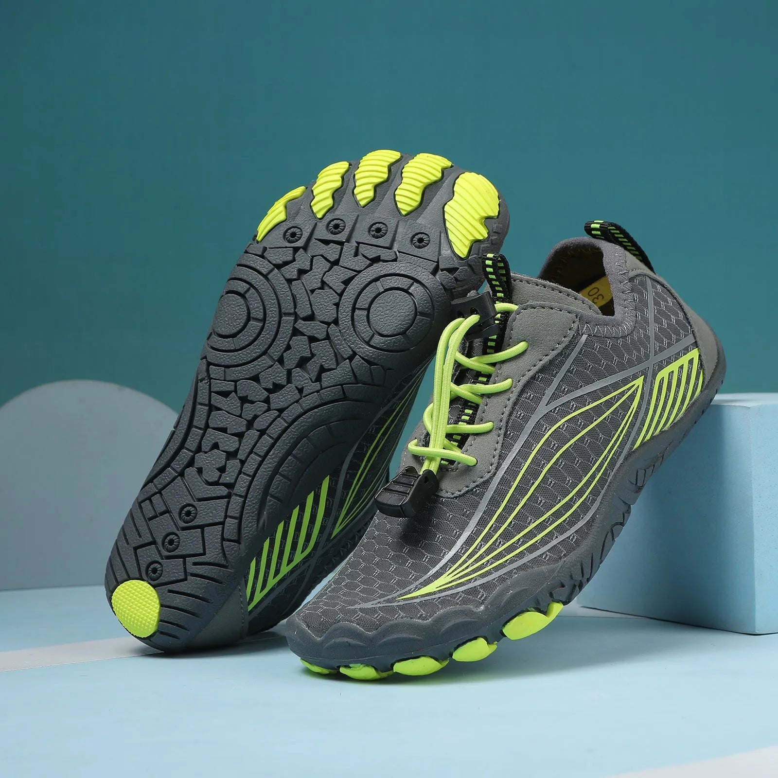 Children's quick-dry wading shoes with non-slip rubber sole in black, grey, blue, and pink colours
