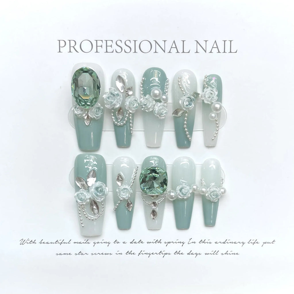 Camellia gradient chain artificial nails with bow and butterfly designs in multiple sizes